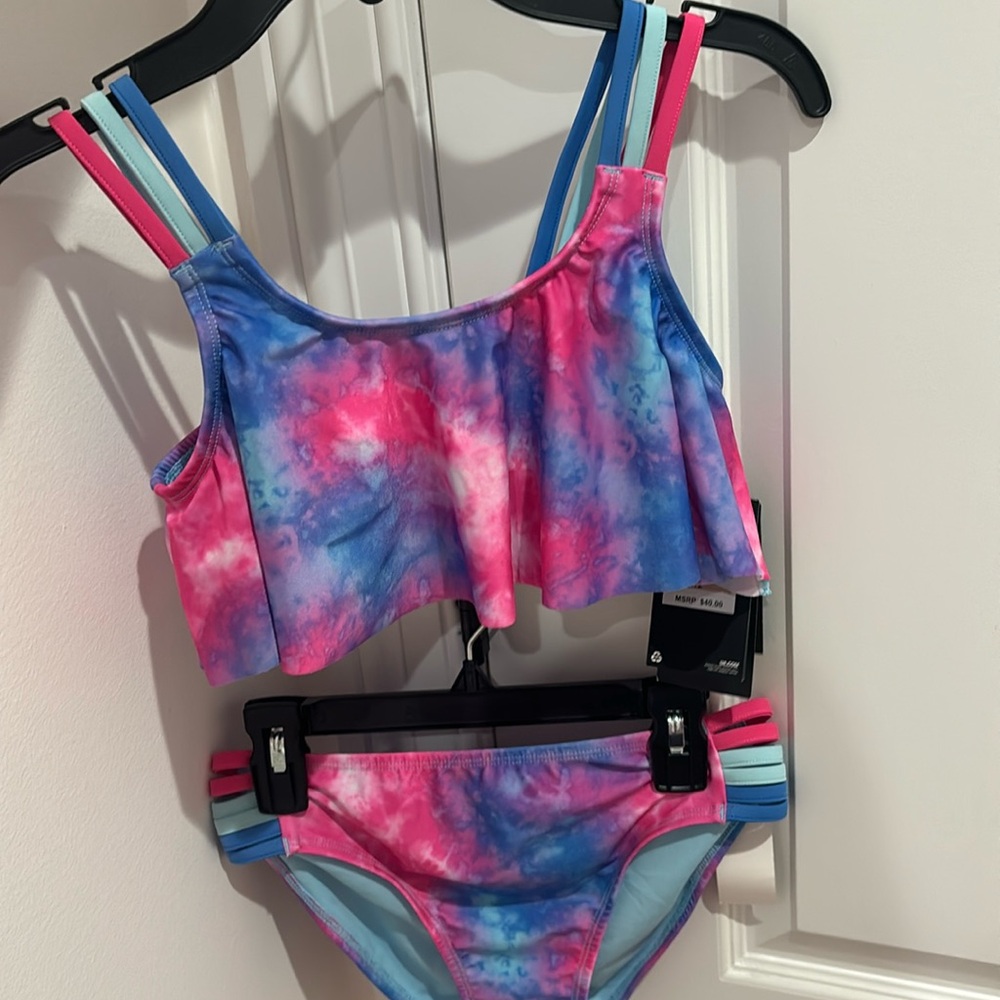 Under armour girls swimsuit